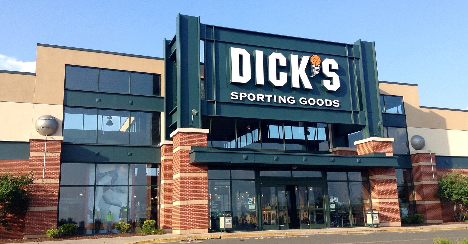 Dick's Sporting Goods storefront with curtain wall and main entrance